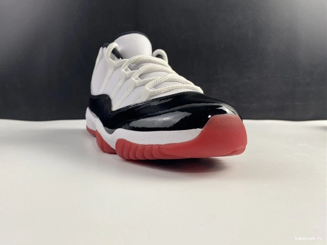 AV2187-160 11 Retro Jordan Air Low Concord Bred 1014